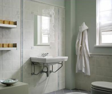 Ceramic mosaic tile